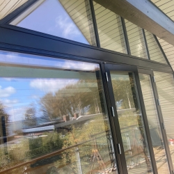 Nye vinduer og døre